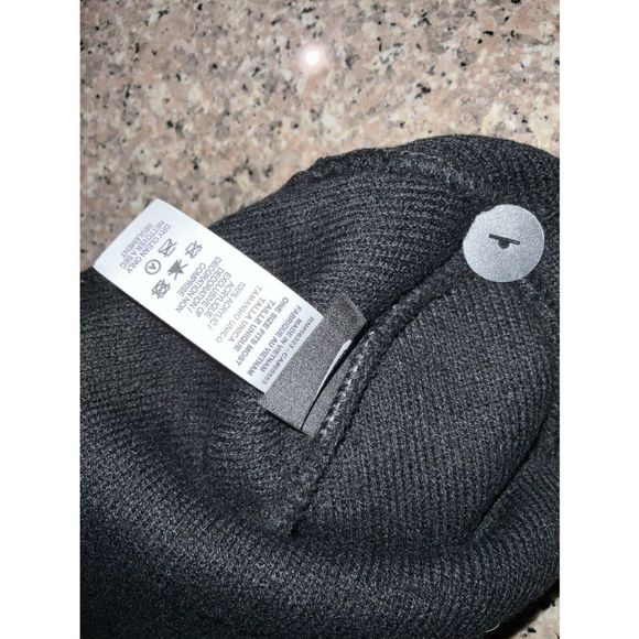 Nike Cuffed Beanie Knit Hat - Picture 4 of 8